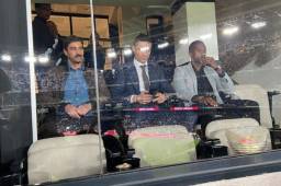 Cristiano Ronaldo en el palco del Santiago Bernabéu para ver el clásico. Foto: Carrusel Deportivo