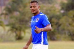 Ever Alvarado, capitán del Olimpia, no quiso entrar en polémica con Diego Vázquez y prefirió hablar del rival en Liga de Campeones Concacaf. Fotos Ronald Aceituno