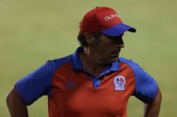 El técnico del Olimpia, Pedro Troglio, no le pareció correcta las declaraciones del entrenador del Real España, quien considera que al Olimpia le hacen regalos.