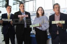 Jorge Luis Pinto estuvo presente en la presentación de la boletería para la ida de repechaje Honduras-Australia. Foto Juan Salgado