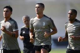 Cristiano Ronaldo en el entrenamiento de la Juventus junto a Dybala y Douglas Costa.