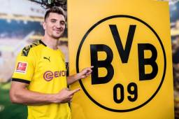 Thomas Meunier fue presentado hoy como el nuevo futbolista del Borussia Dortmund.