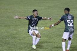Odin Ramos sentenció al Victoria marcando el cuarto gol de Marathón en el Olímpico. FOTO: Edwin Romero