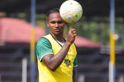 Georgie Welcome jugó el último semestre con el Oro Verde.