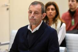 El expresidente del Barcelona Sandro Rosell estará con libertad provisional después de 21 años de prisión preventiva.