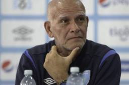 El entrenador Walter Claverí ha sido separado de su cargo en la selección de Guatemala por malos resultados.