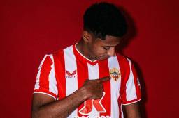 Antony Lozano asume un nuevo reto en España, ahora defenderá la camisa del Almería.