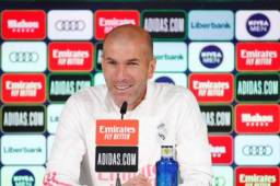 Zidane habló de su futuro en el Real Madrid en rueda prensa.