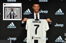 Cristiano Ronaldo ya viste la camisa de su nuevo equipo; Juventus.