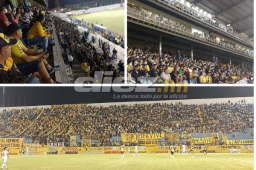 Aficionados del Real España se hicieron presente en gran número al estadio Morazán para apoyar a su equipo ante el Vida.