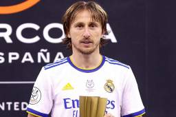 Modric logró su título 18 con el Real Madrid y fue elegido como el mejor de la gran final de la Supercopa.