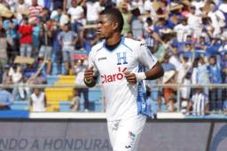 El delantero Carlo Costly a sus 35 años fue convocado por Pinto para buscar la clasificación pero al final no logró el objetivo de clasificar a Rusia.