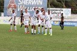 Platense le volvió a ganar a Real España en el estadio Excélsior, esta vez por la jornada 13 del torneo Clausura 2020 y sueña con el Pentagonal final.