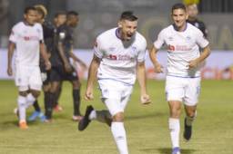 El defensor paraguayo, José Cañete, celebrando el único gol que hizo en Honduras que le marcó al Honduras Progreso en el torneo suspendido por el coronavirus.