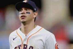 Mauricio Dubón jugó en la segunda base y se fue sin hit en la derrota de los Astros.