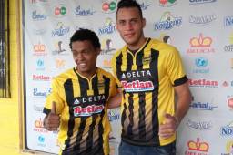 Los jugadores Víctor Moncada y Ángel Tejeda fueron presentados esta mañana como nuevos jugadores del Real España. Fotos Delmer Martínez