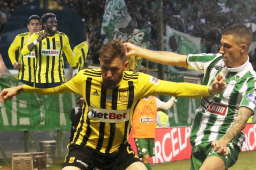 El delantero hondureño continúa sumando minutos en la primera división de Grecia con el Aris Salónica.