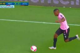 Brayan Beckeles dio asistencias en los dos goles del Necaxa ante Atlas.