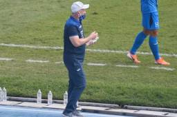 Fabián Coito sigue teniendo números positivos con la Selección Nacional.