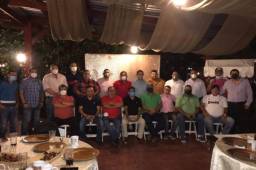 Imagen posada de los dirigentes durante el convivio que tuvieron este fin de semana en Siguatepeque.
