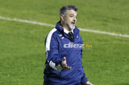 El técnico de las águilas no pudo nuevamente en su tercer intento conquistar la Concacaf League.