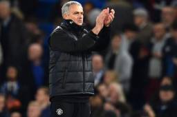 Aficionados del Chelsea le gritaron a Mourinho que ya no era 'special one' y en conferencia de prensa el portugués les dejó un mensaje. Foto AFP