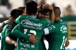 León venció 2-0 al Veracruz y lo envió al Ascenso MX. El tico Joel Cambpell fue titular y salió de cambio al 88. Foto AFP