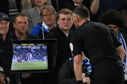 Confirma que la Premier League quiere revelar todos los audios del VAR.