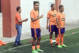 Mayron Flores ya comenzó a sudar la camisa de la UPNFM. Los universitarios ahora buscan el préstamo de Marcelo Canales.