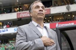 Con mucho dolor se ha despedido Bruce Arena de su segunda etapa como entrenador de Estados Unidos.