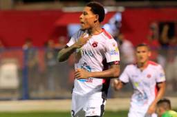 Henry Figueroa no pertenece más al Alajuelense y está viviendo una delicada situación en Honduras.