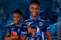 Rubilio Castillo regresa al Motagua para el Clausura 2024 y firmó por dos años.