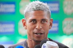 El delantero Carlo Costly se recuperó del golpe que sufrió en el partido contra Real de Minas y viajará este martes a Guatemala. Fotos Moisés Valenzuela