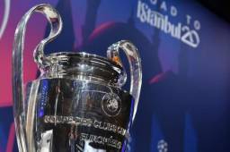 La Champions League podría volver el mes de agosto, a partido único y sin público.