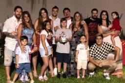 En familia, así fue el primer día de Messi en este 2018.