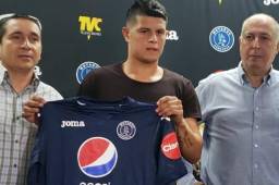 Marcelo Estigarribia llega al Motagua del Villa Dálmine de la segunda división del fútbol argentino.