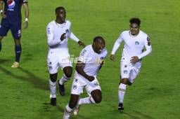 Comunicaciones y Júnior Lacayo le sacan la copa del bolsillo a Motagua y se coronan campeones de la Liga Concacaf