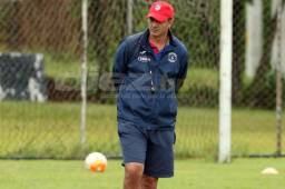 Diego Vázquez se refirió a la preparación que tendrá Motagua en Tela. También explicó qué posición necesita reforzar. Foto DIEZ
