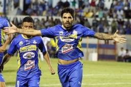 Paolo Suárez salió expulsado y ahora tendrá que cumplir con su castigo.