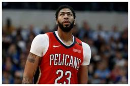 El pívot Anthony Davis llega a Los Ángeles Lakers proveniente de los Pelicans de la NBA.