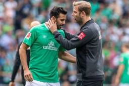 Claudio Pizarro le restó importancia al no jugar; él no quería descender con el Werder Bremen.