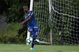 El atacante Vinicius Jr entrenó por primera vez con el primer equipo del Flamengo y el Real Madrid ya puso $48 millones sobre la mesa.