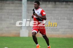 Costly deberá pensar bien qué decisión tomar en relación a las ofertas que tiene.