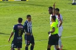 Roger Rojas se fue expulsado en el duelo del domingo entre Cartaginés vs Saprissa, pero este día se envió la petición para que se le quite la misma.