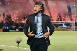 El colombiano Leonel Álvares regresa al fútbol paraguayo.