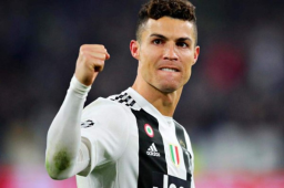 Cristiano entrenó con normalidad este martes previo al duelo con el Ajax.