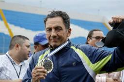 Salomón Nazar, mundialista en España 81, ya prepara su primer campeonato en la Liga Nacional.
