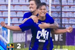El hondureño Bryan Moya debutó anotando doblete con el Zulia FC de Venezuela en el triunfo 2-1 ante la Academia Puerto Cabello.