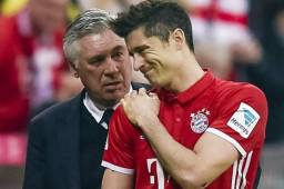 Lewandowski culpó al técnico Carlo Ancelotti por las lesiones que sufren en el Bayern Munich. Foto AFP