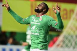 Yustin Arboleda quedó como el tercer máximo goleador de Marathón. Ahora buscará hacer muchos goles con Olimpia.